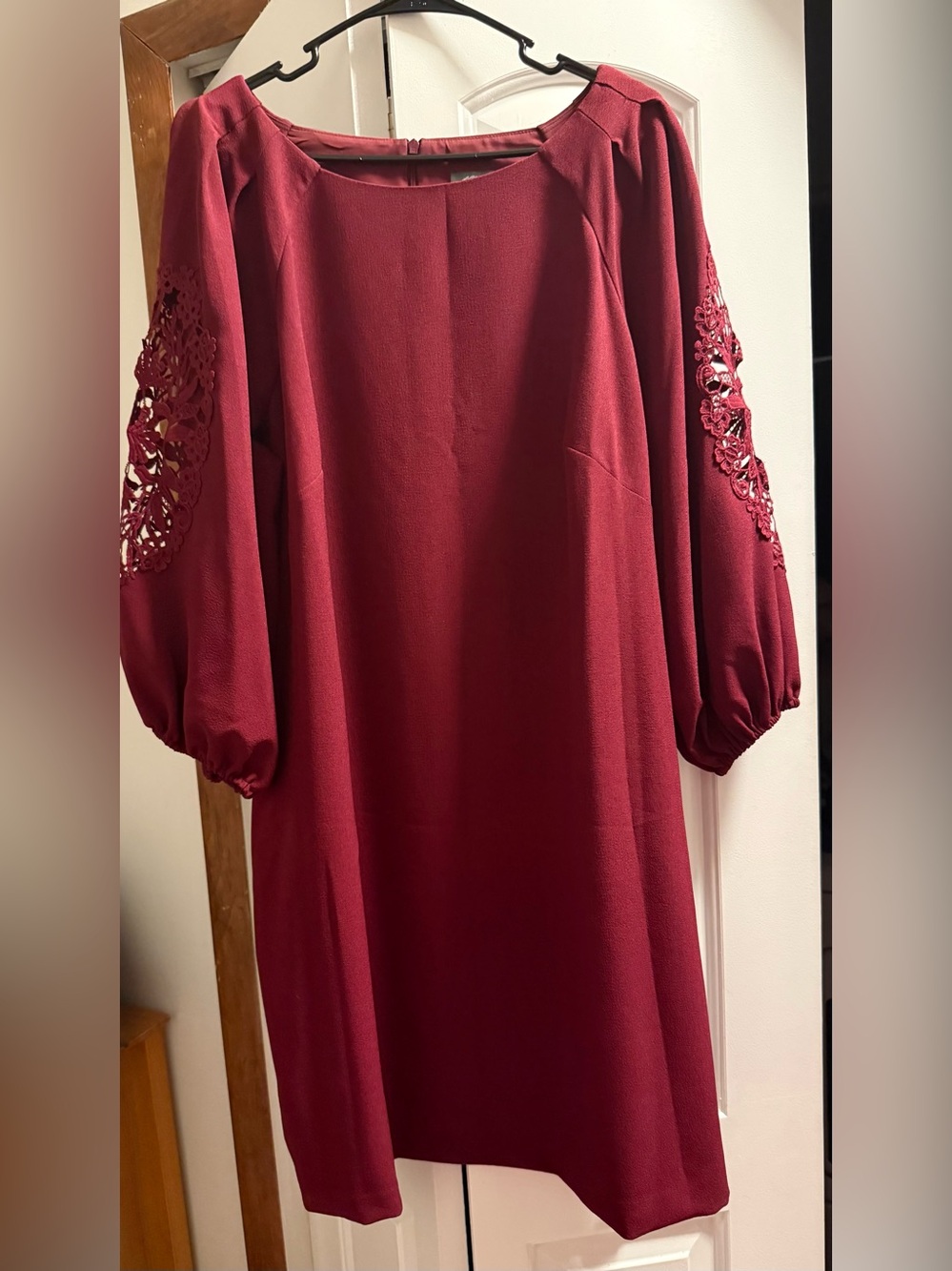 Vince Camuto Burgundy Midi Dress with Lace Cutout Sleeves